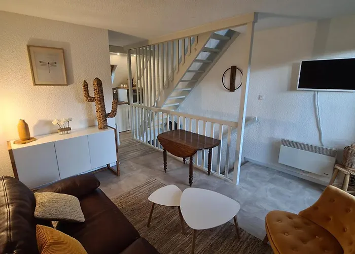 Duplex T2 Terrasse Piscine Chauffee アパート *